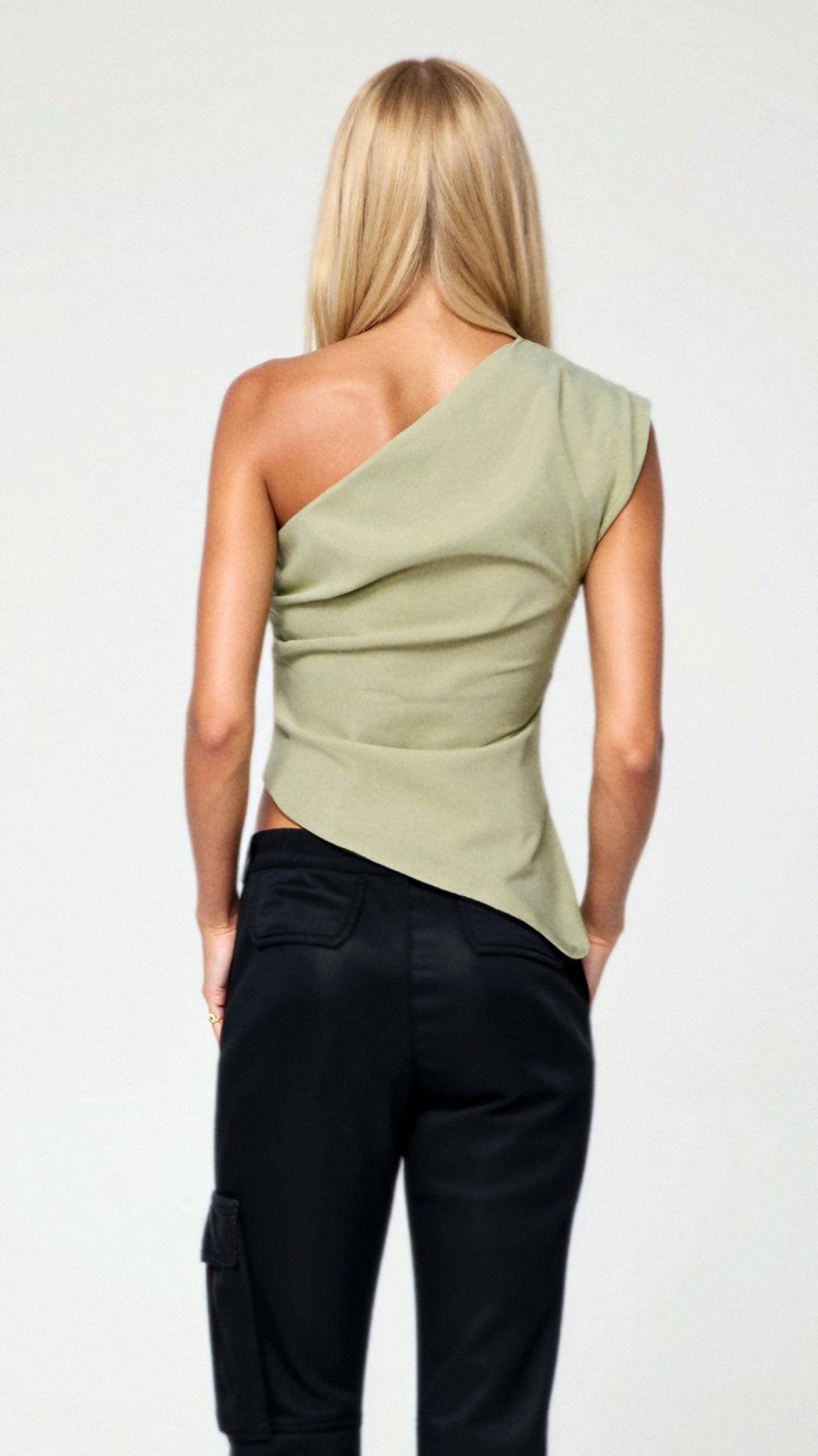 Sleeveless One-Shoulder Top Selene