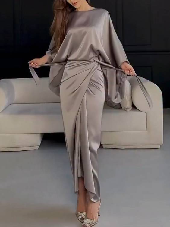 Effortless Chic Two-Piece Outfit with Loose Shirt and Lace-Up Skirt