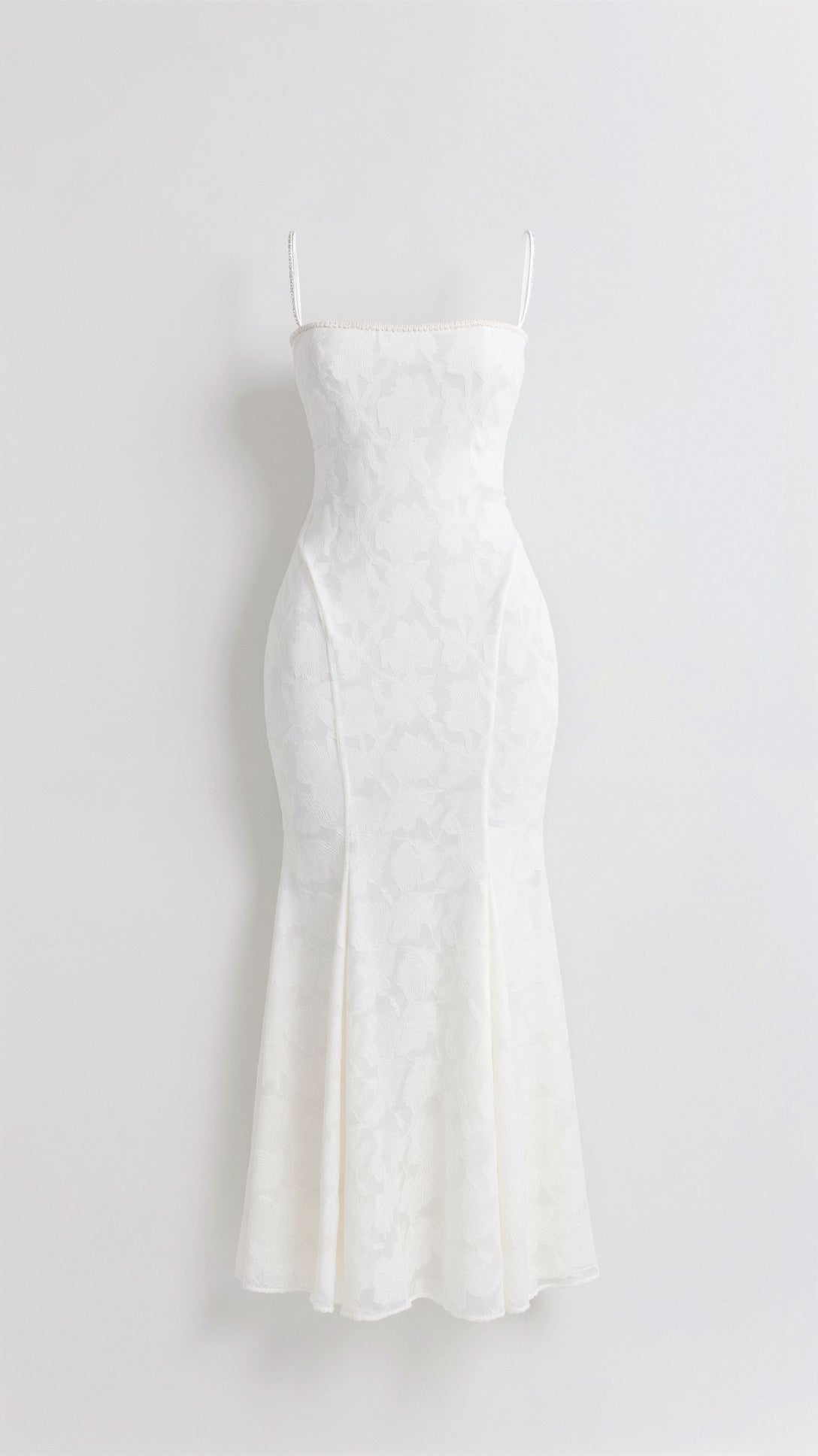 Ysolde – Maxi Dress with Lacing